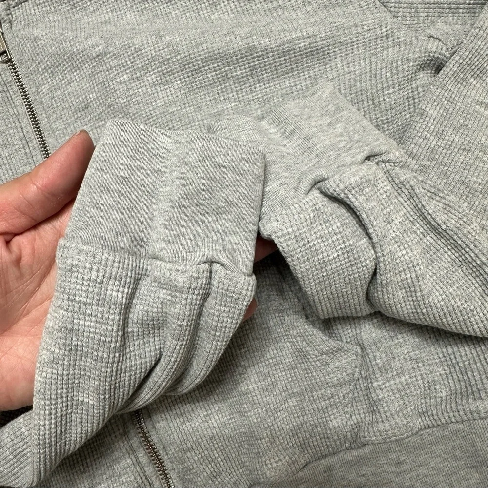 Brandy Melville Waffle Zip Up Hoodie - Grey - Picture 3 of 5